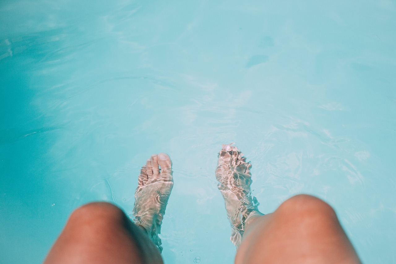 feet, legs, swimming pool, submerged, leisure, nature, outdoors, person, pool, relaxation, summer, turquoise, vacation, water, wet